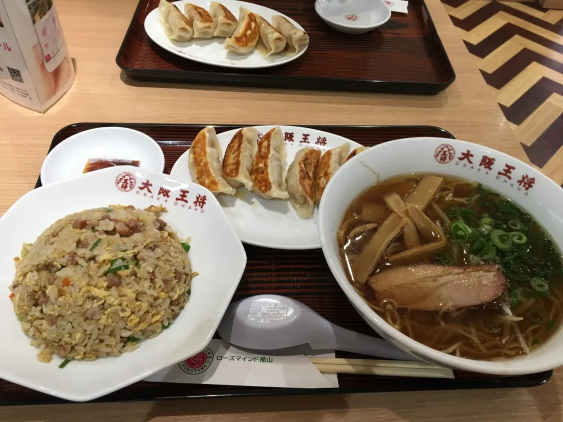 福山SA上り 大阪王将で朝ごはん