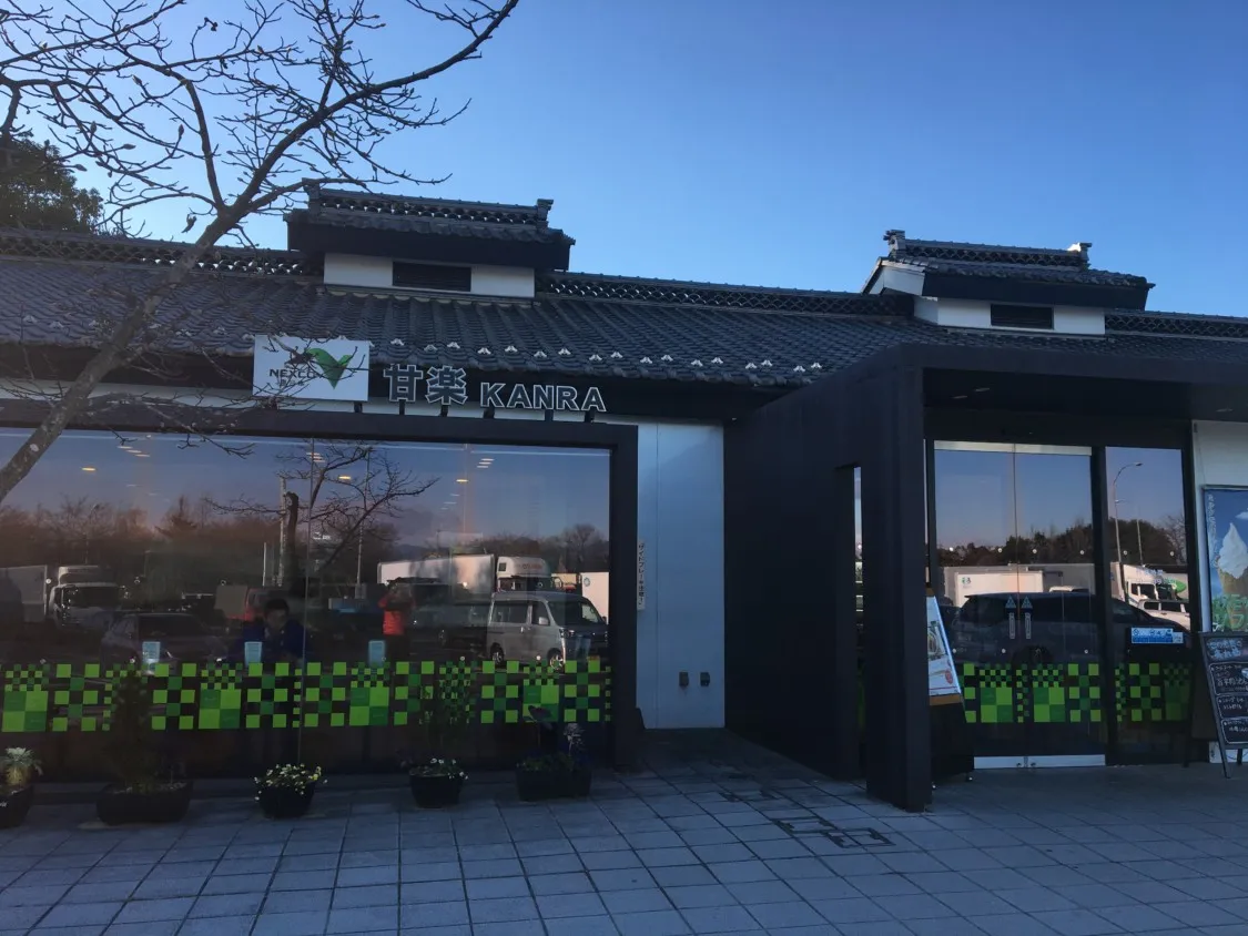 甘楽PA下り 建物外観