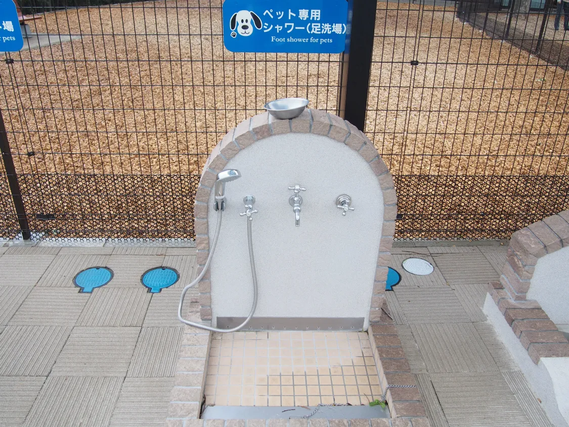 守谷SA下り　ペット用シャワー