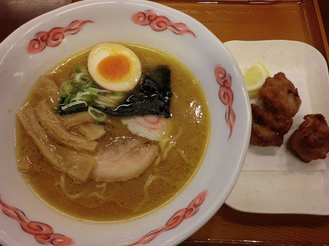 関サービスエリア（上り）